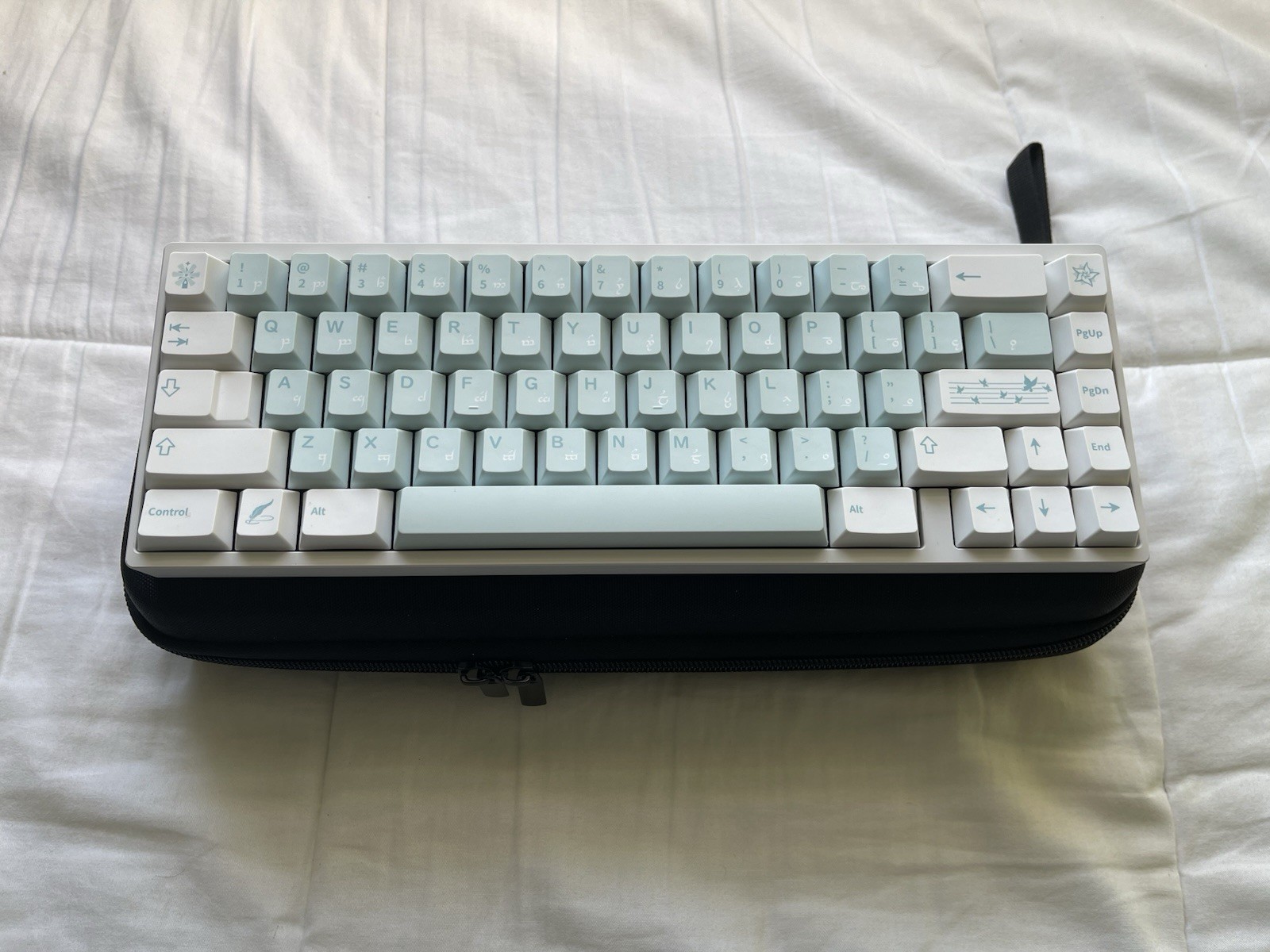 Neo65 White w/ Chroma Weight