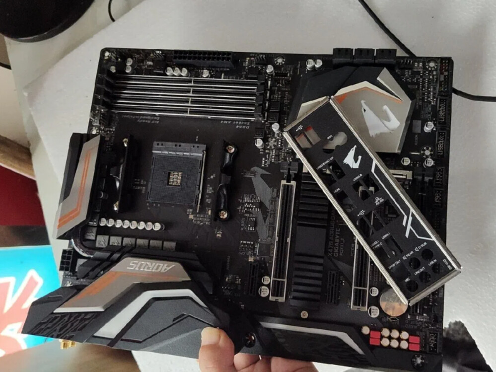 FOR GIGABYTE X470 AORUS GAMING 5 WIFI AMD AM4 DDR4*4 64GB HDMI Motherboard