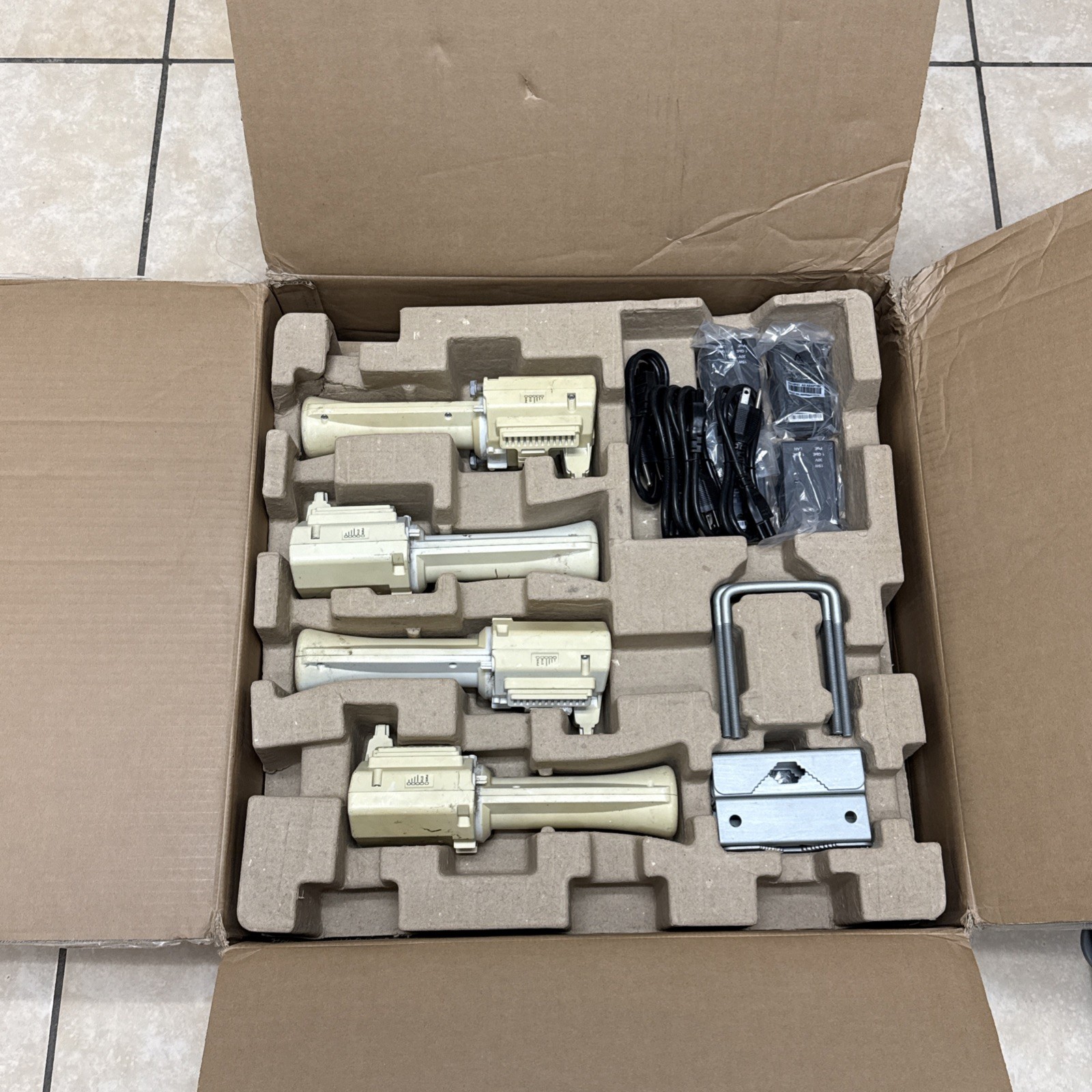 Cambium ePMP Force 300-25 5GHz High Gain Radio (C058910M102B) - (bundle of 4)