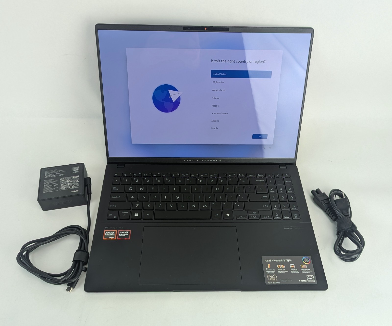 Asus Vivobook S 16 - M5606WA - 16" 1 TB SSD 32 GB RAM Ryzen AI 9 370 Radeon 890M
