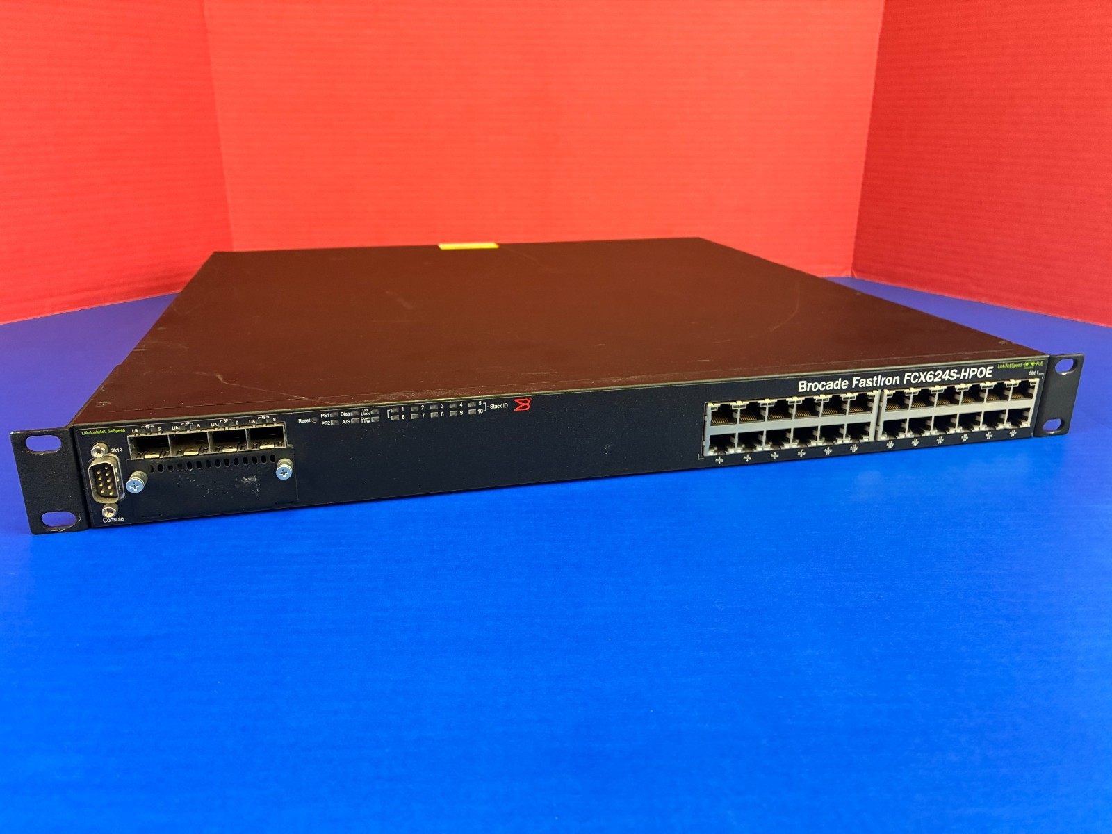 Brocade FastIron CX FCX624S-HPOE 24-Ports Rack-Mountable Switch PoE PoE+ 2 x PSU