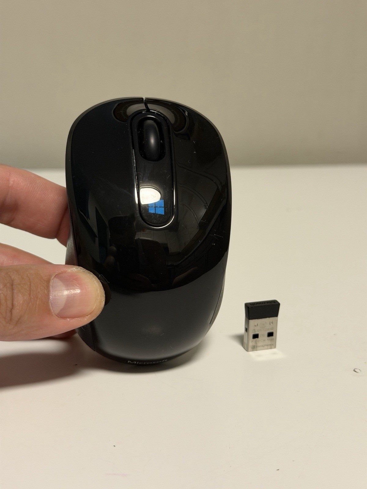 Microsoft Sculpt Mobile Wireless Mouse with Dongle Black 1569 - Works