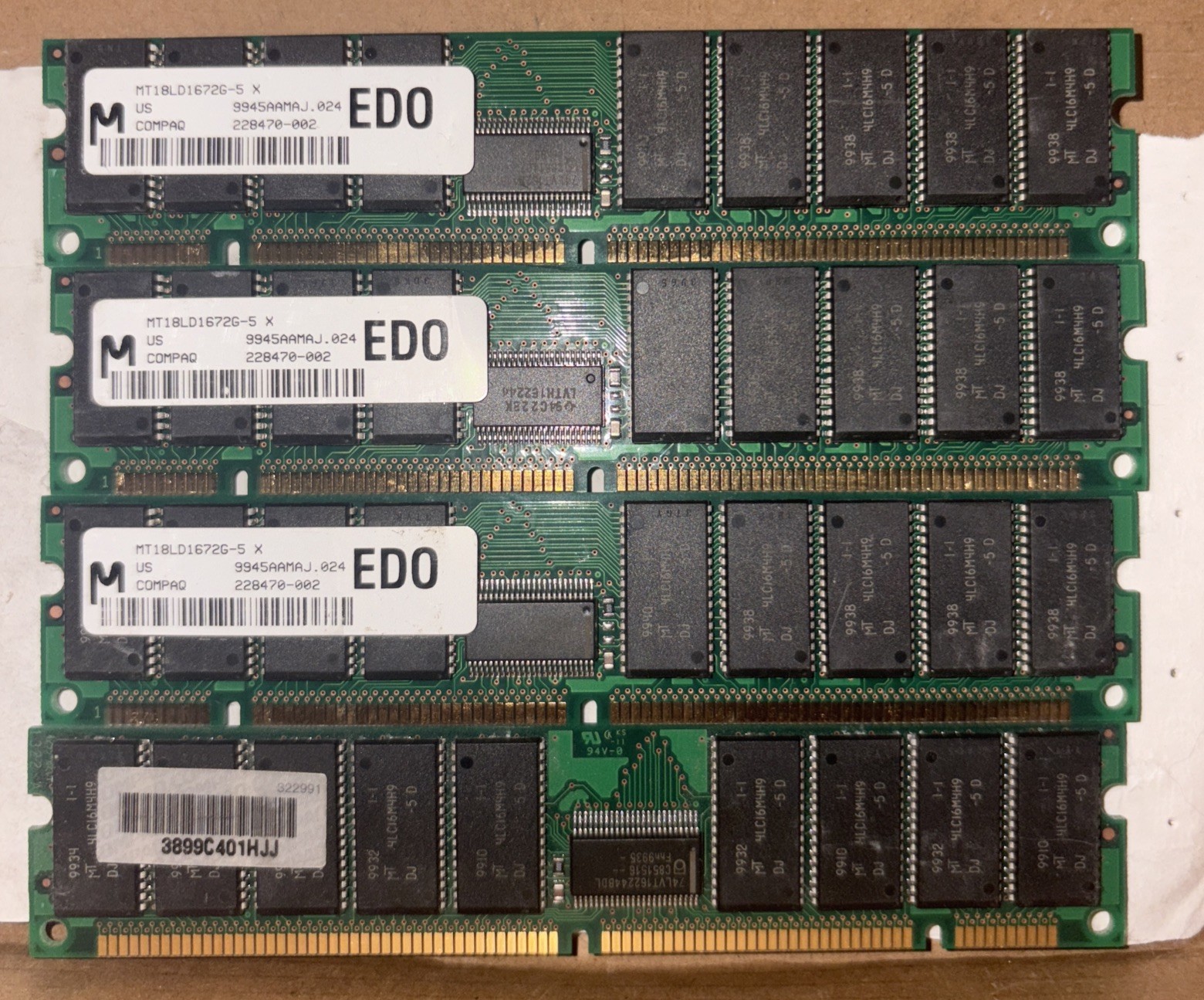 4x Micron MT18LD1672G-5X (Compaq 228470-002) 128MB EDO DIMM