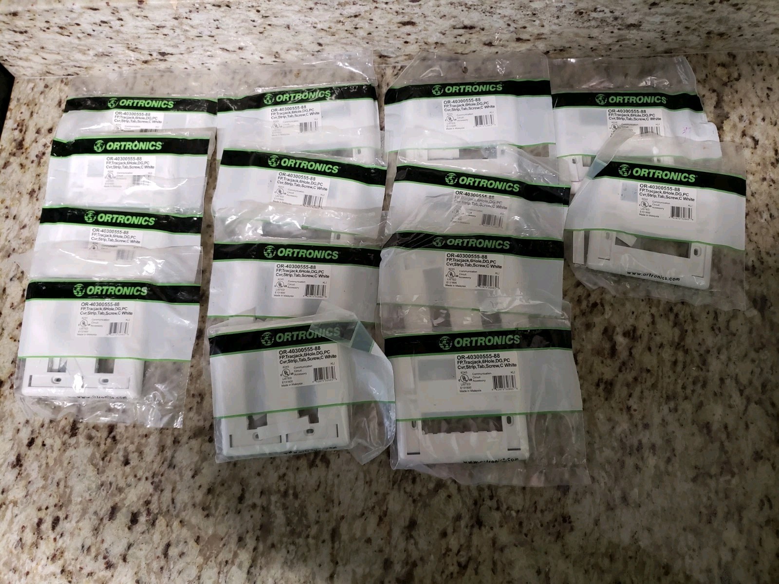Ortronics 40300555 88 FP TracJack  faceplate, dual gang, 6-port, White 14 Lot
