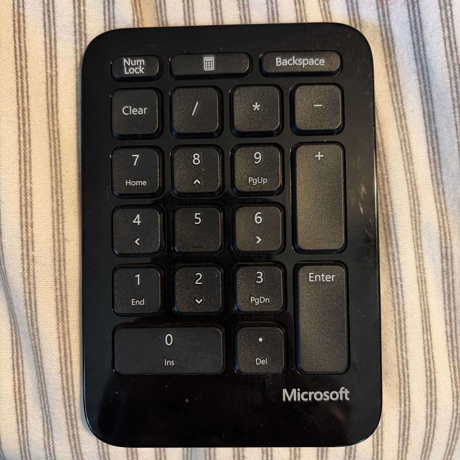 Microsoft Wireless Numeric Keypad, Black, Portable, Enhanced Function Keys, EN
