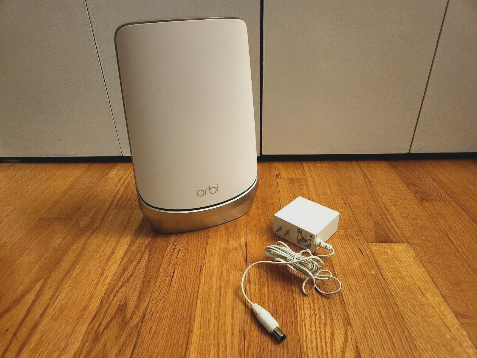 NETGEAR Orbi RBSE960 Addon Satellite Mesh WiFi 6E AXE11000 Converted Rou G2U