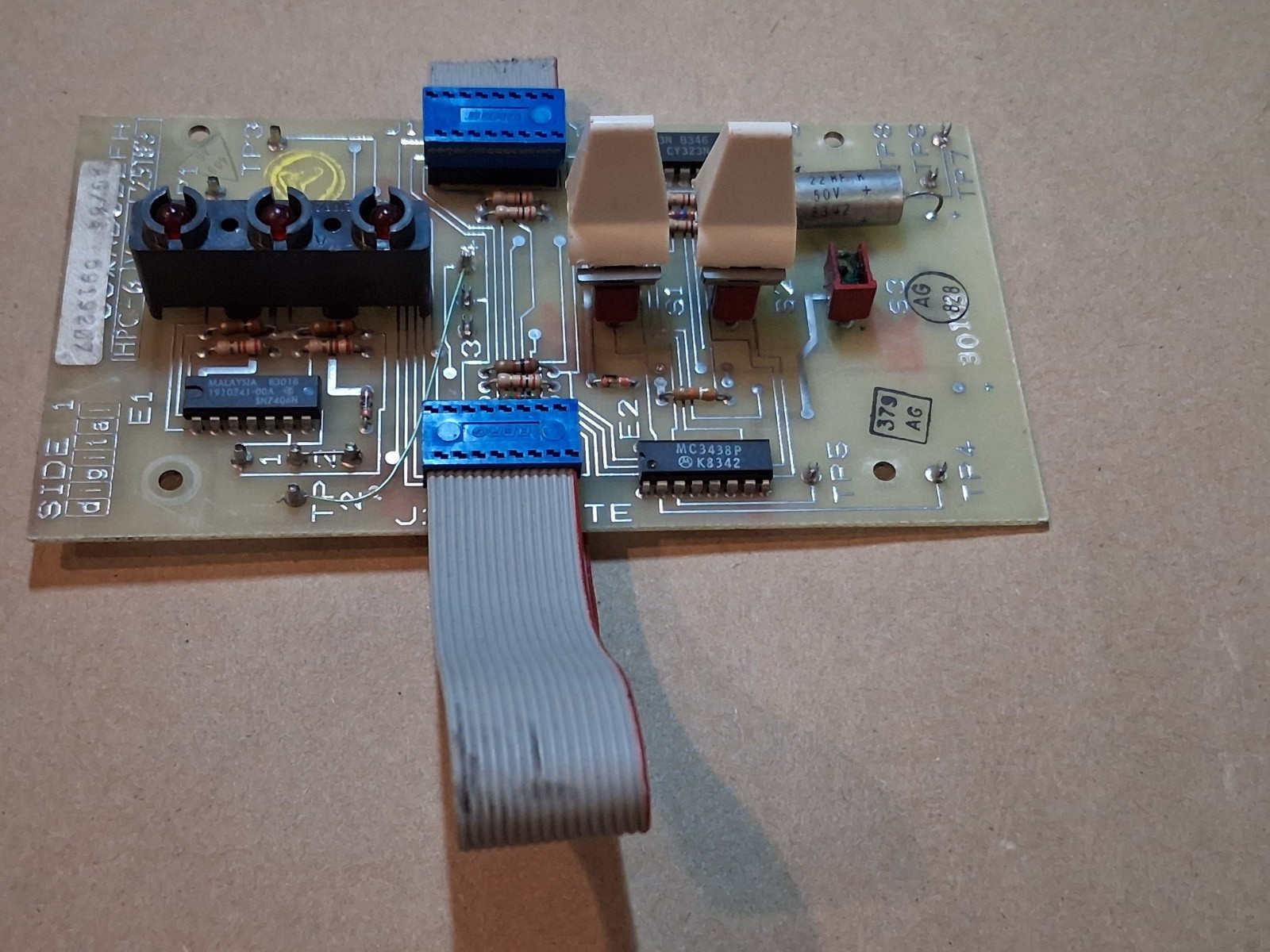 Dec Digital Equipment Corporation 5411808 LIGHTS  AND SWITHCHES BOARD