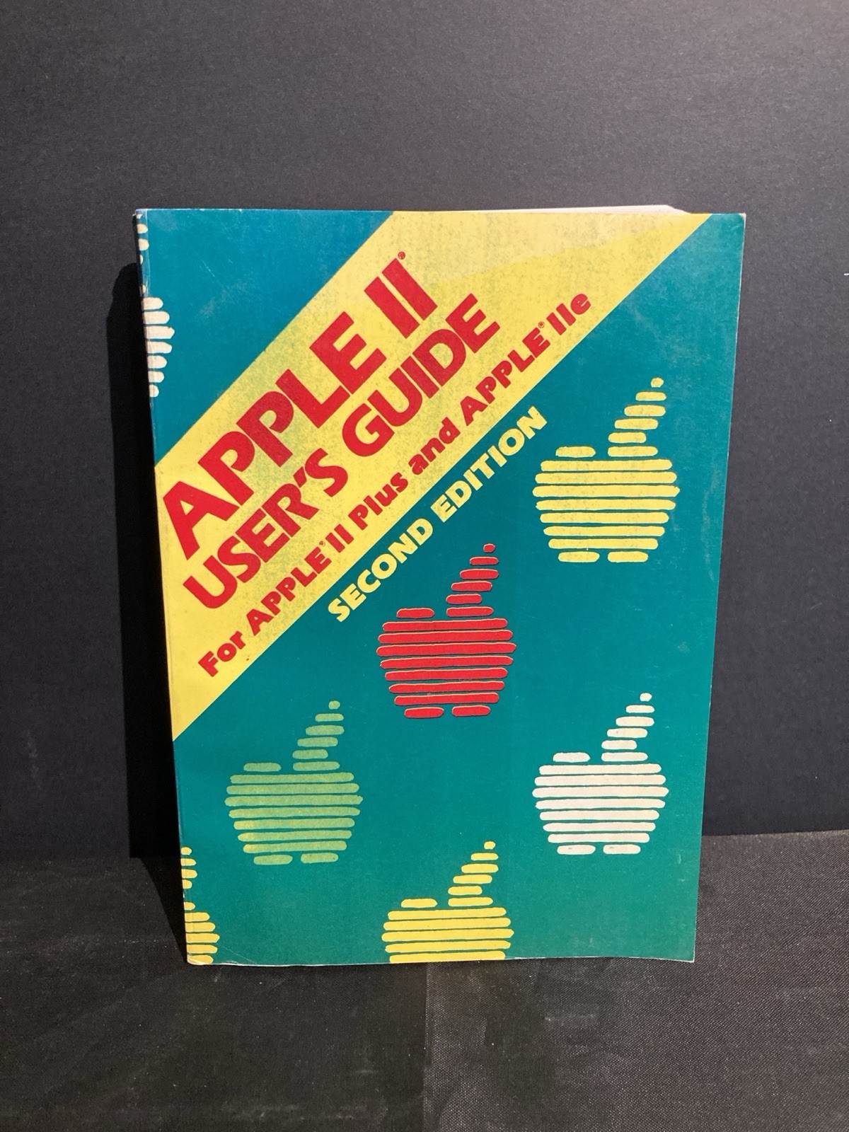 Apple II User's Guide For Apple II Plus and IIe Second Edition Poole