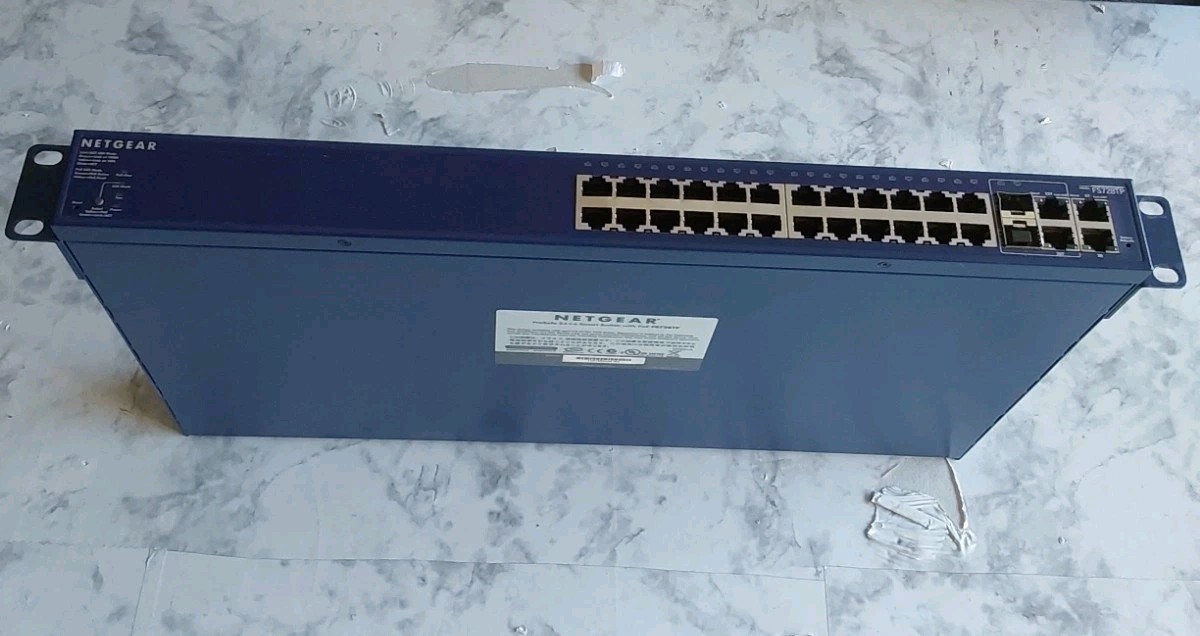 Netgear FS728TP Prosafe 24+4 Gigabit Smart Network Switch 