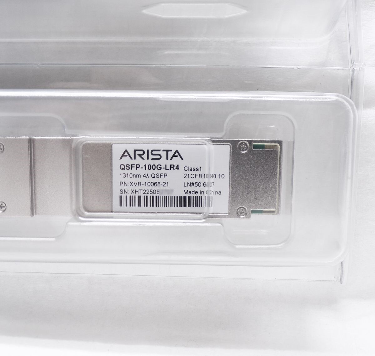 1PC Genuine ARISTA QSFP-100G-LR4 100GBASE-LR4 QSFP Transceiver 10km XVR-10068-21