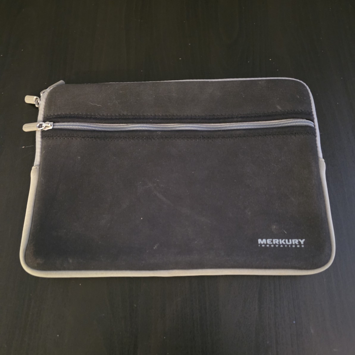 Merkury Innovations Neoprene Zipper Tablet Sleeve 10in Black/Gray