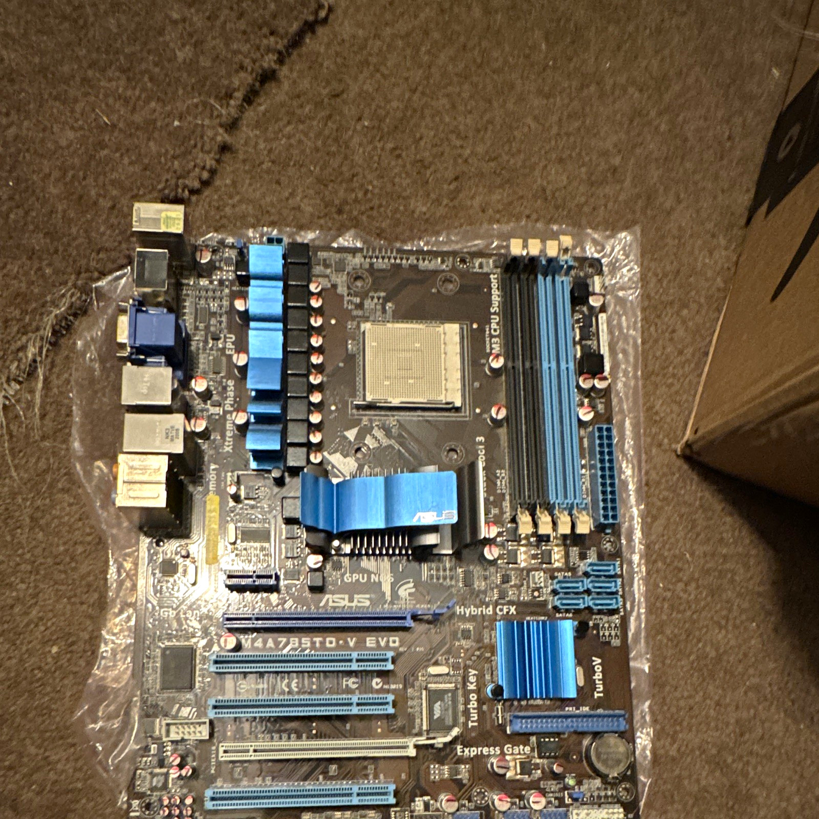 ASUS M4A785TD-V EVO ATX Socket AM3 AMD Motherboard DDR3 4 RAM Slots