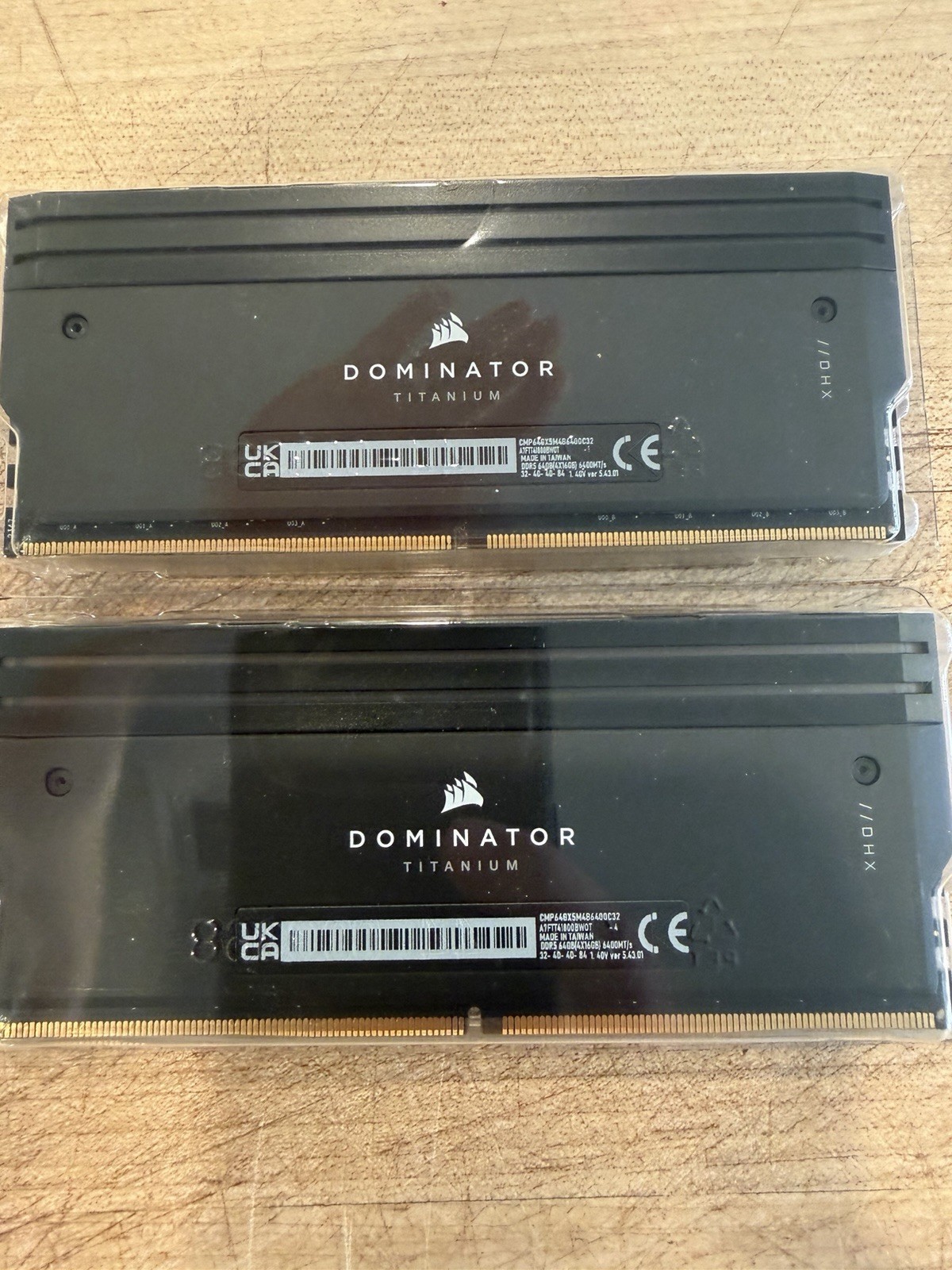 Corsair Dominator Titanium DDR5 RGB 6400MT/s 32GB CMP64GX5M4B6400C32