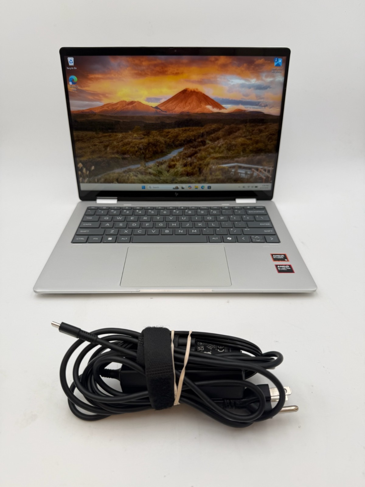 HP Envy x360 2-in-1 Laptop 14-fa0013dx 14" 512 GB SSD 16 GB RAM Ryzen 5 8640HS