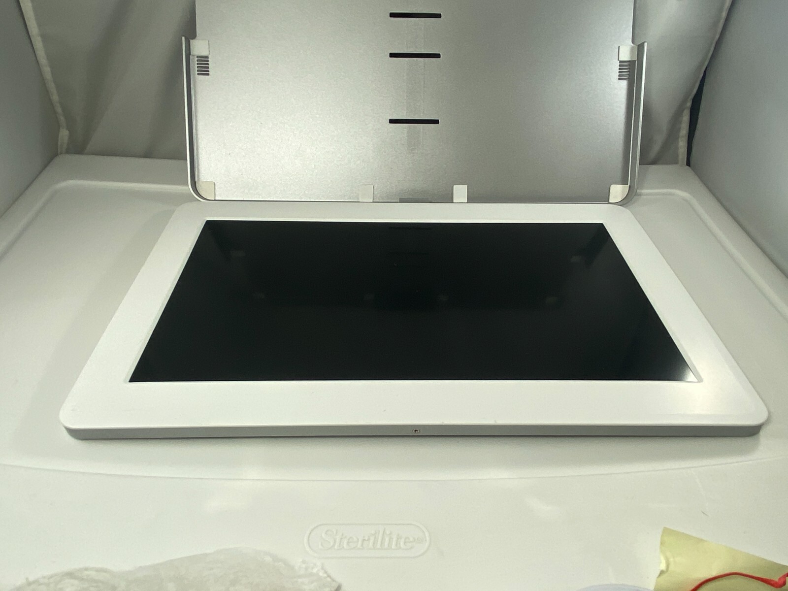 GeChic 1303i 13.3 inch 1080p Touchscreen Portable Monitor HDMI VGA MiniDisplay