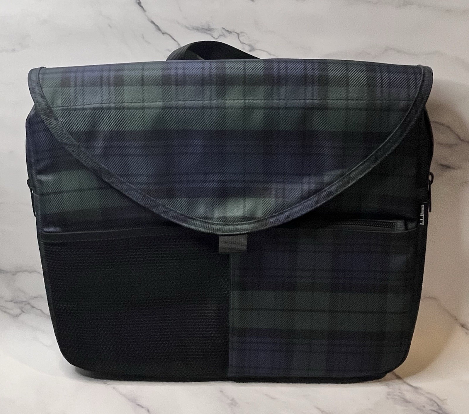 LL Bean Laptop Bag 13.5” Green Plaid Dividers, Pockets Great Shape Y2K Vintage?
