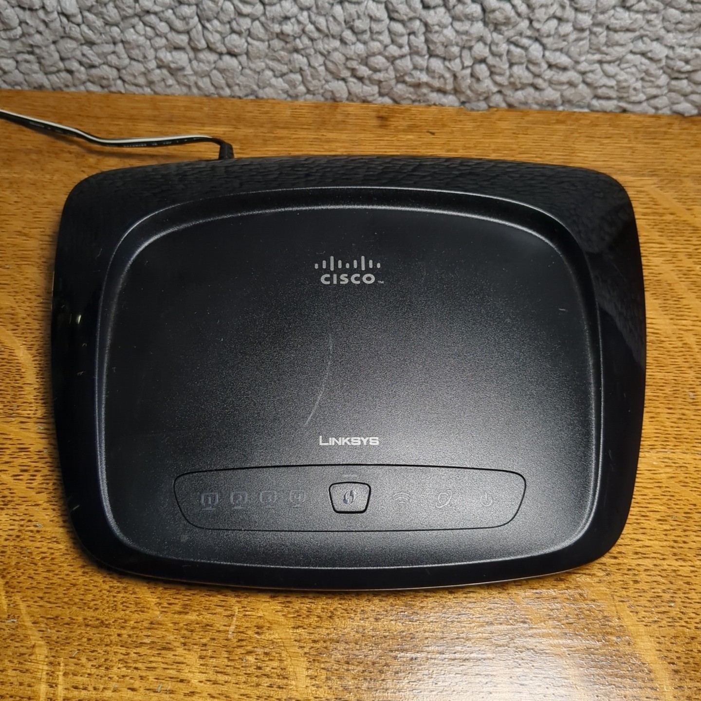 Cisco LINKSYS Wireless-G WRT54G2-V1 4-Port Broadband Router 