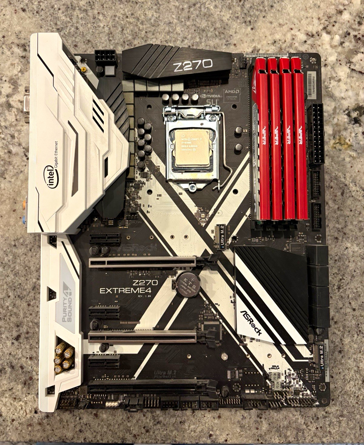 ASRock Z270 Extreme4 ATX LGA1151 Motherboard w/ Intel i7-6700K+16gb of DDR4 Ram