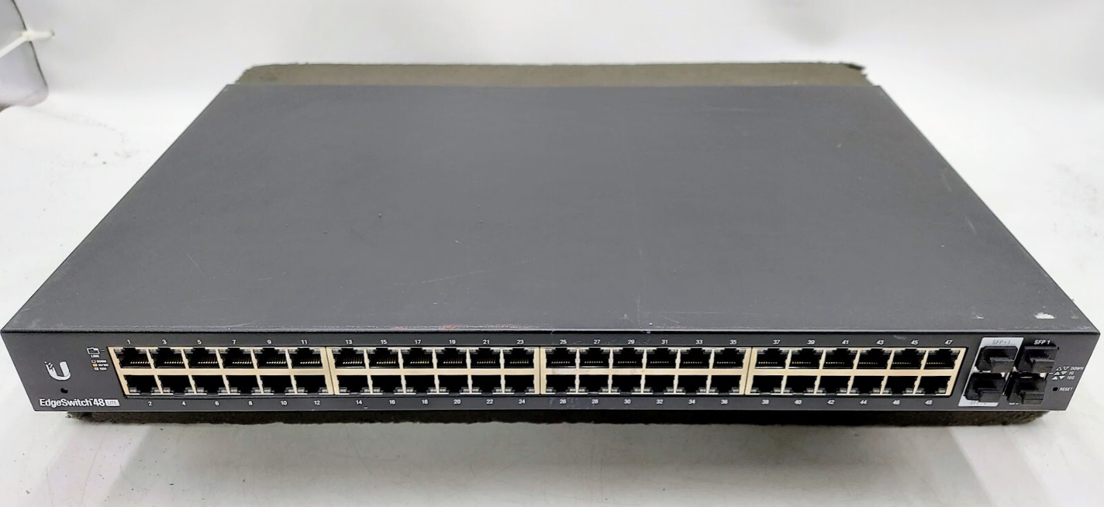 Ubiquiti Networks Edge Switch 48 LITE (ES-48-LITE) Network Switch