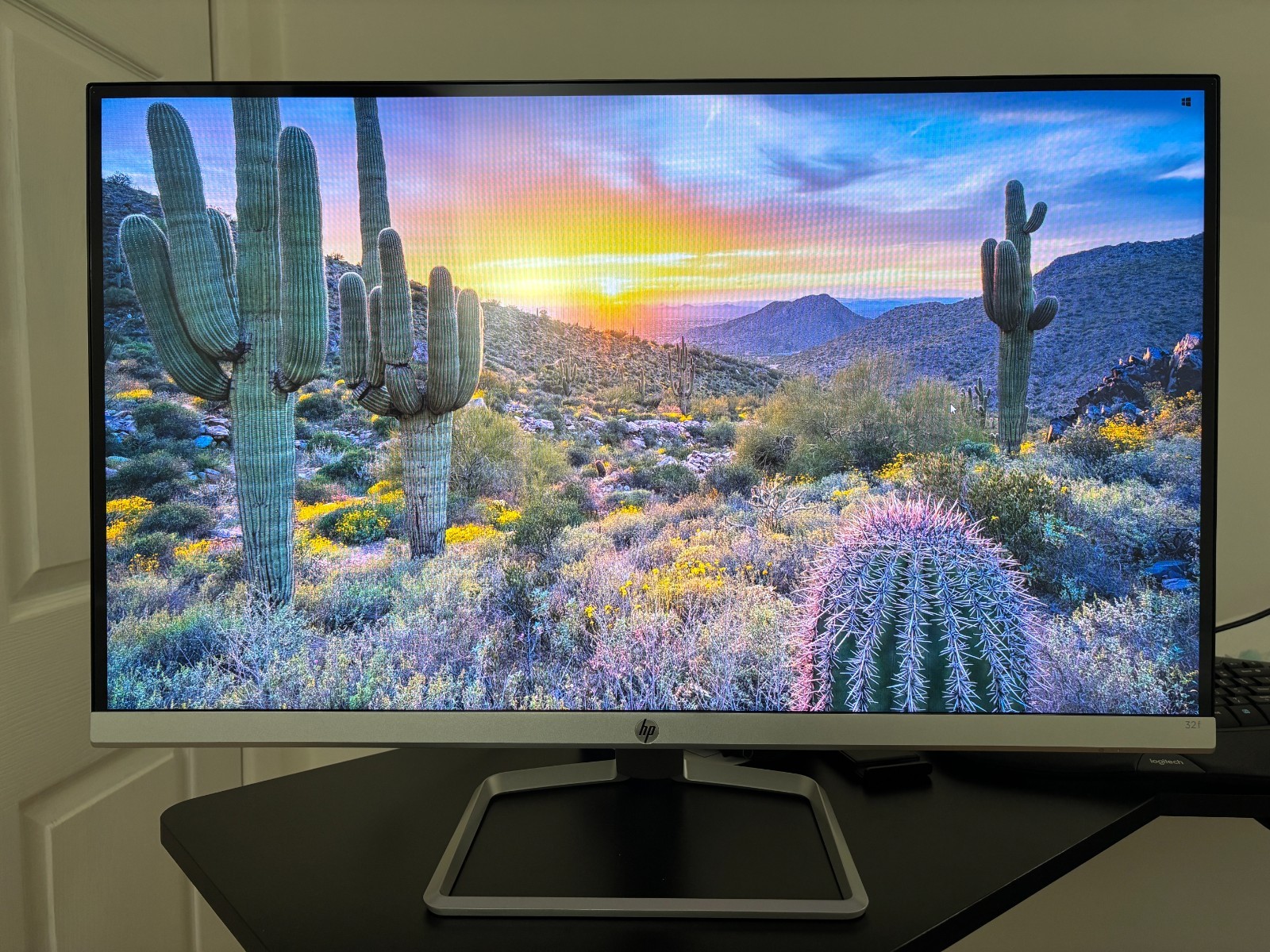 HP 32f 31.5-inch Display