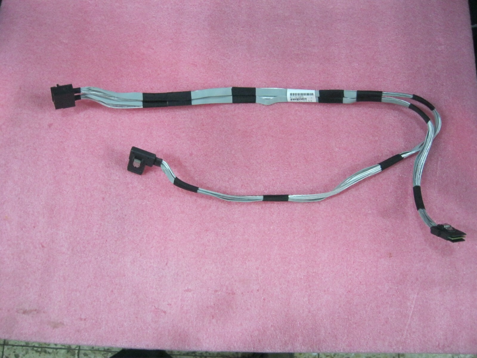 Oracle Sun 7076125 SAS Backplane cable Server X5-2 - B2508