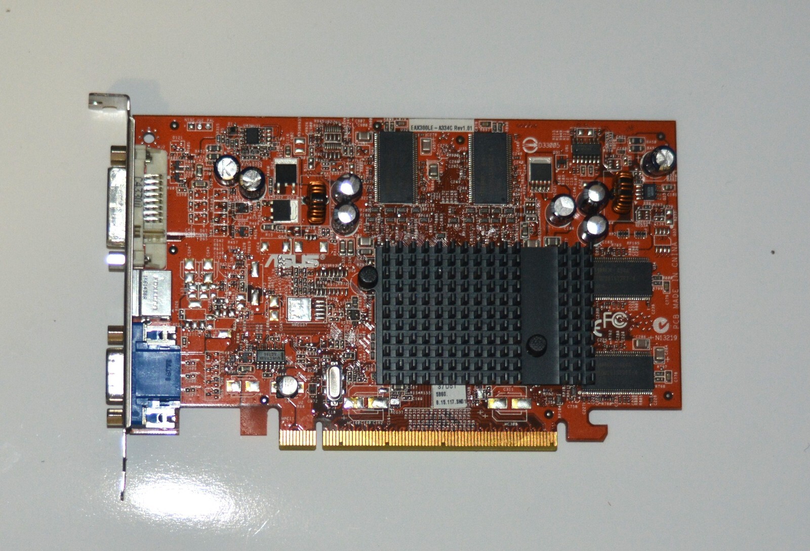 ASUS EXTREME AX300 FOR SONY VAIO VGC 830 G Computer [MPNB: EAX3001E-A334C]