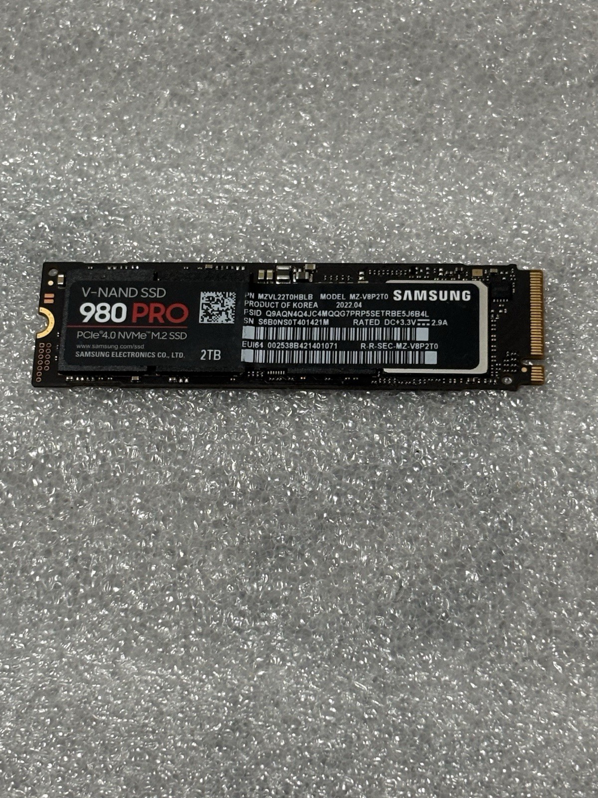 Samsung 980 PRO 2TB PCIe 4.0 NVMe Internal SSD - Black (MZ-V8P2T0)