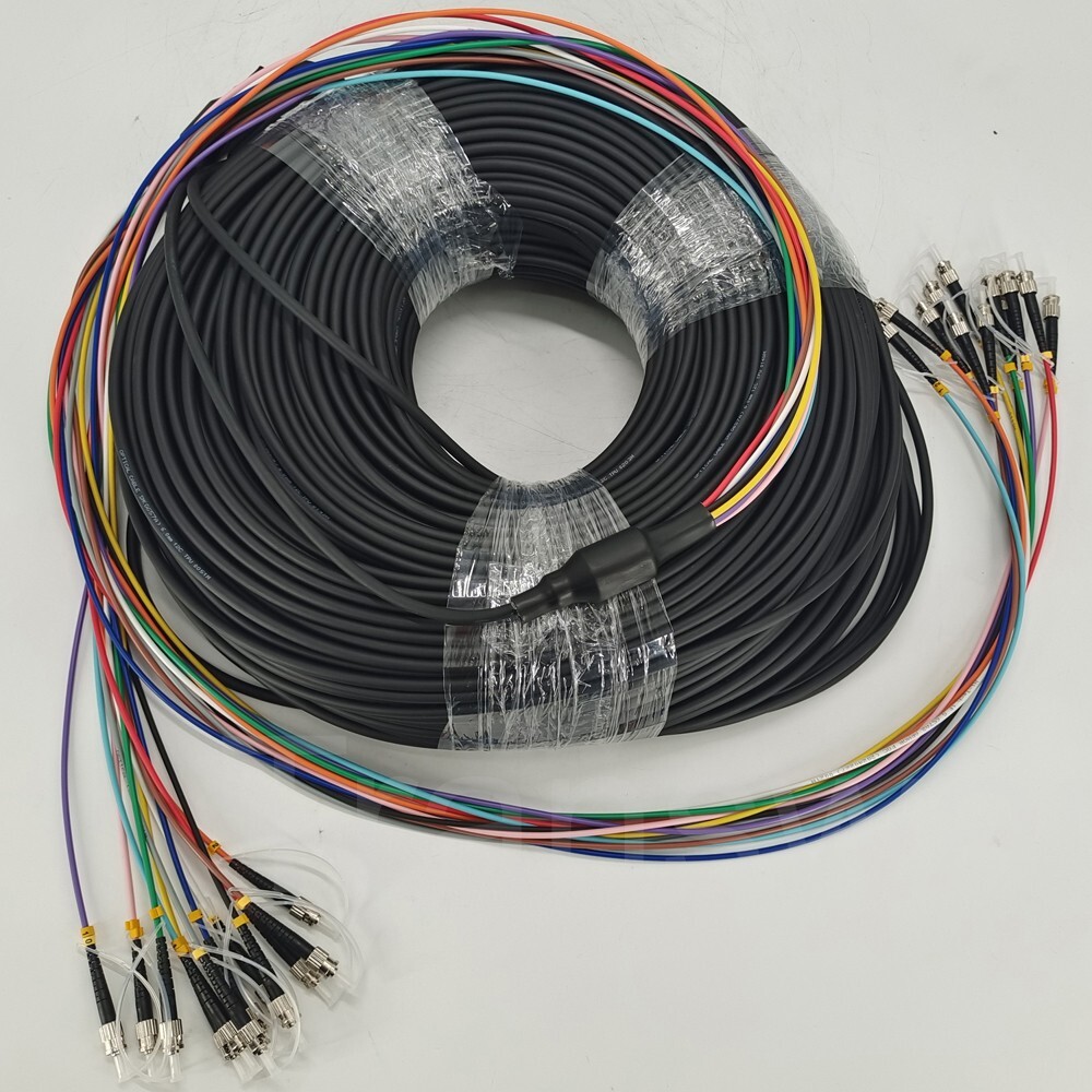 450 Meters Pre-terminated 8 Strands Armored SM Fiber /Sleeve & Colored PVC Tubes