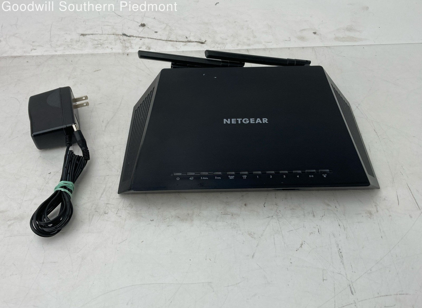 NETGEAR Nighthawk R6700v3 AC1750 Smart WiFi Router w/ Power Cord - Tested