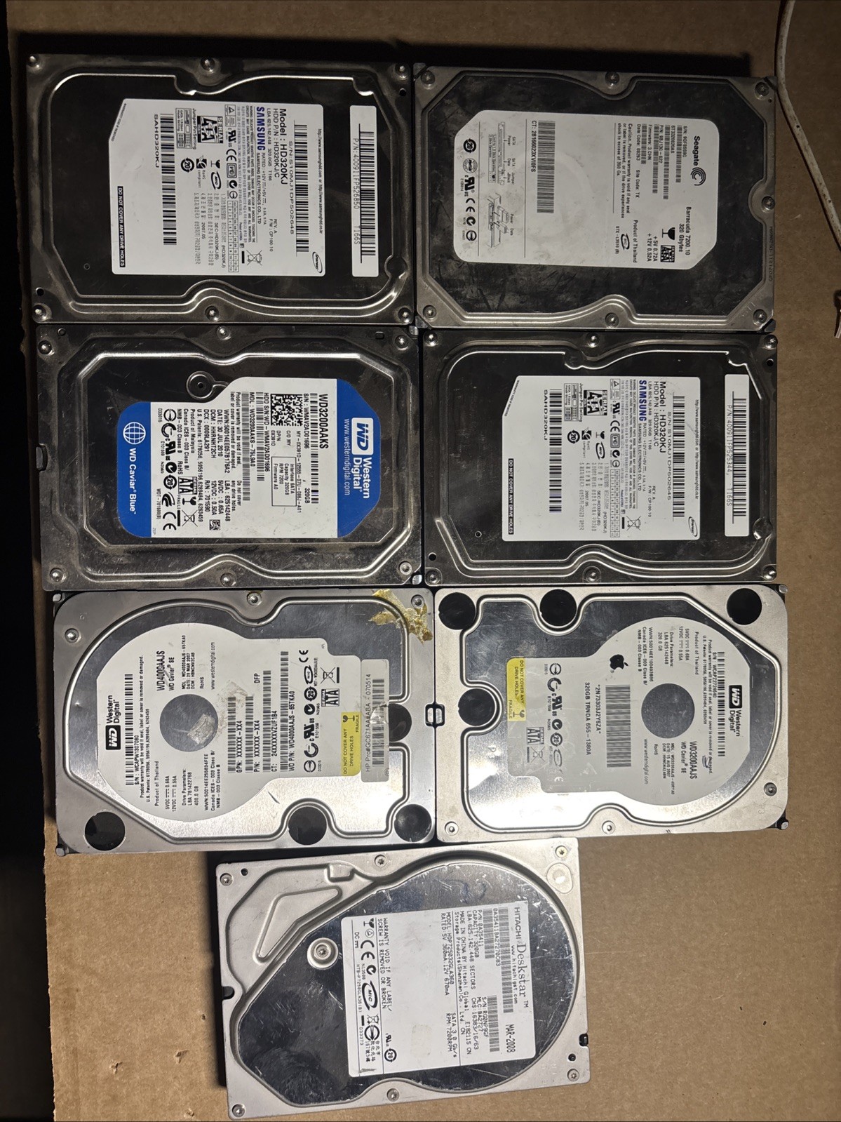 (Lot of 7) Mixed Major Brand 320GB 7200 RPM SATA 3.5 Hard Drive