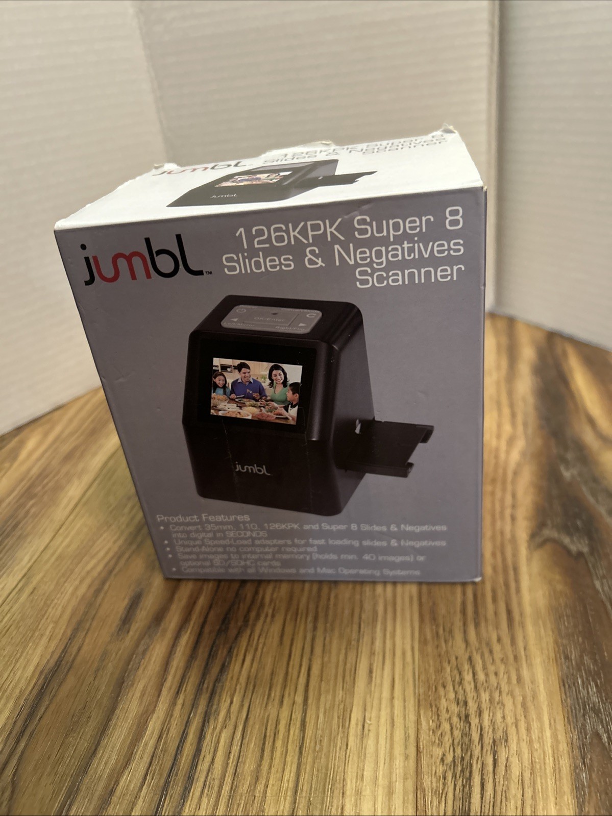 Film Scanner with 22MP Converts 126KPK/135/110/Super 8 Films Slides & Negatives
