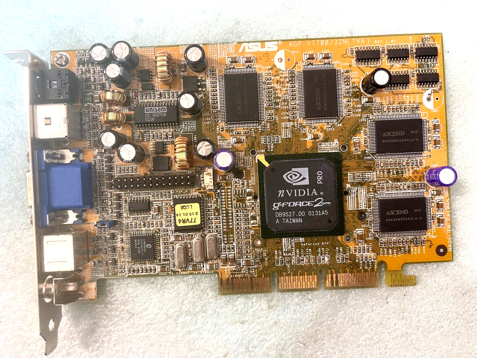*SALE* ASUS AGP-V7700/32M (TVR) 32M DELUXE AGP VGA COMP SVID OUT 3D PORT MXB26