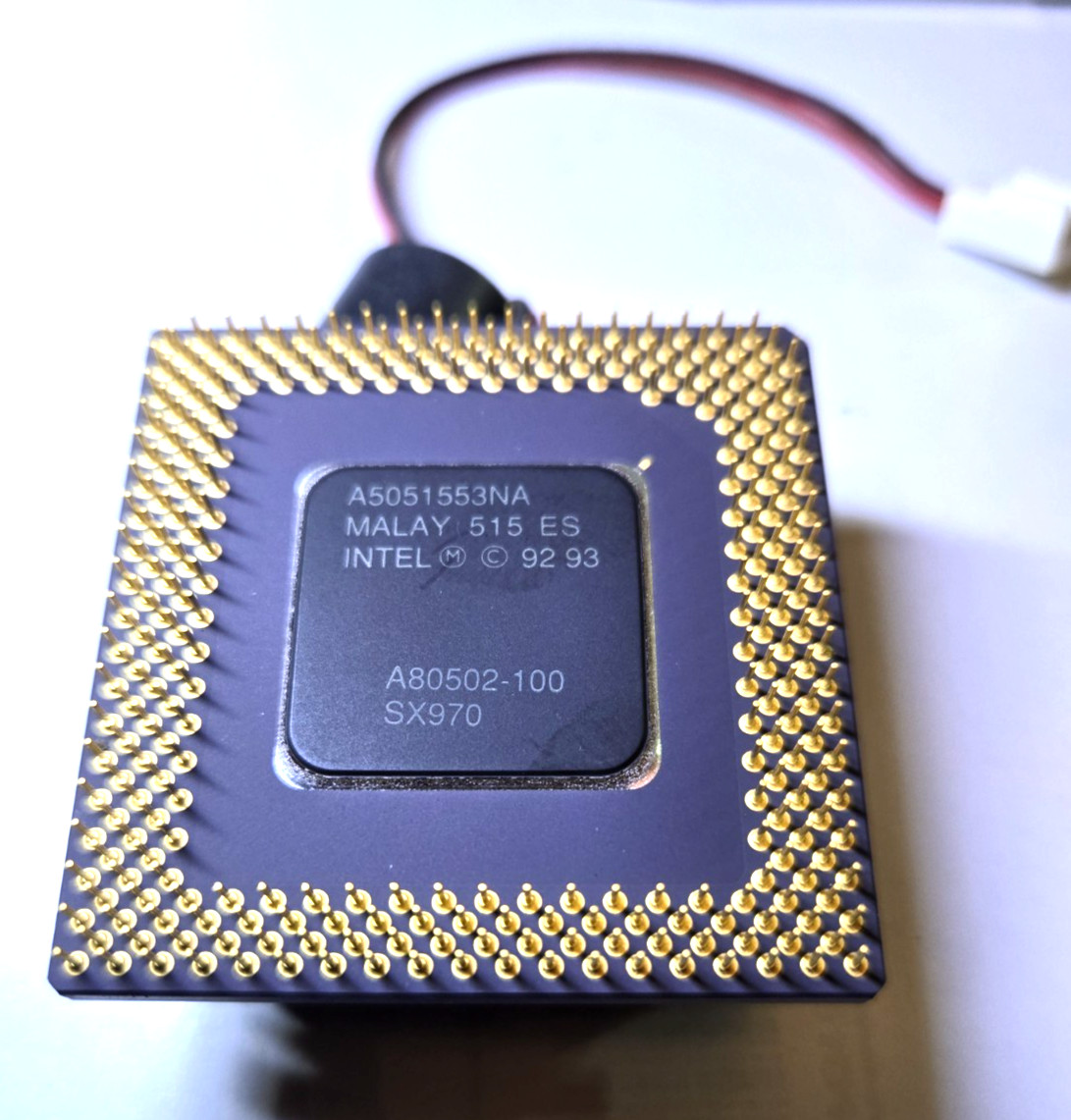 Intel Pentium SX970 100MHz Socket 7 Ceramic Processor A80502-100 W/Heat sink