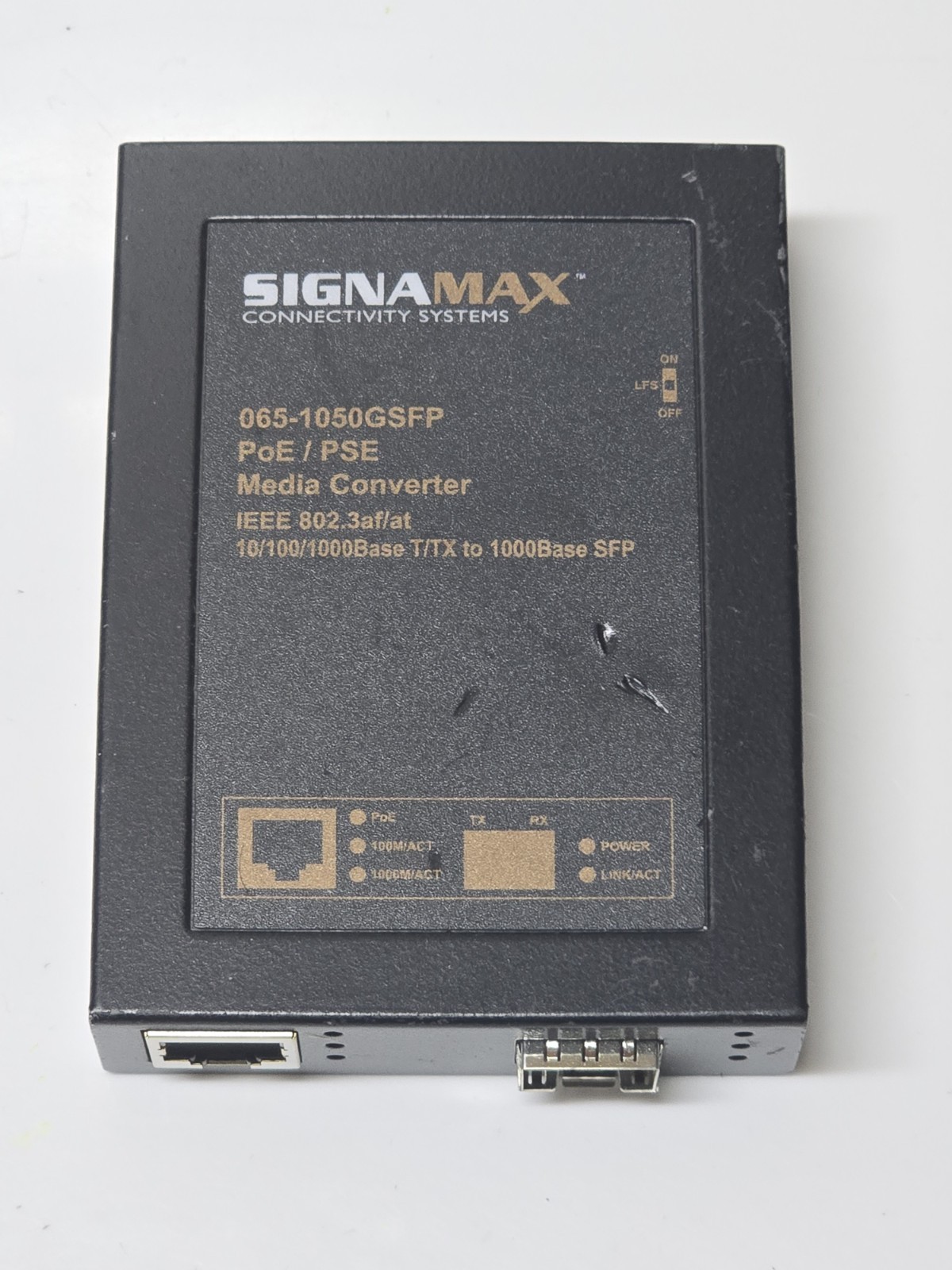 Signamax PoE+ Media Converter RJ45 to SFP Gigabit 802.3at W/Module 065-1050GSFP