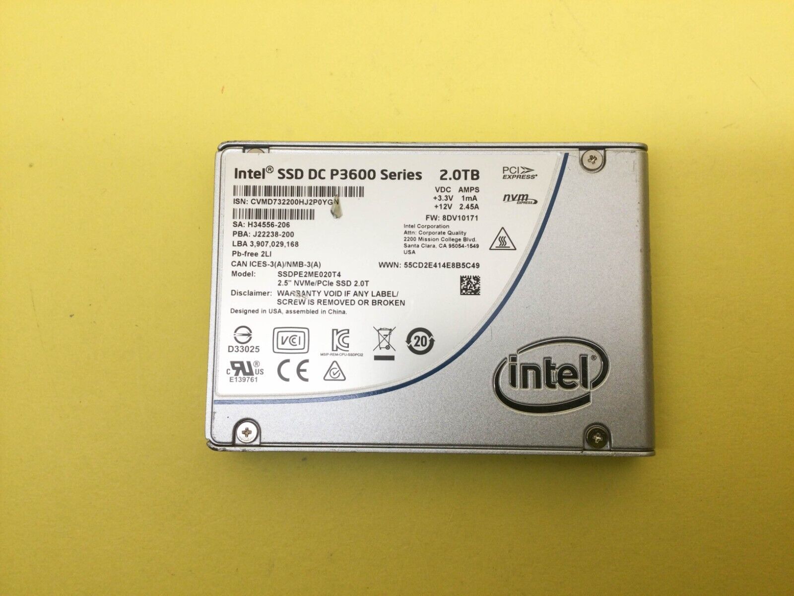 Intel DC P3600 Series 2TB NVMe PCIe 2.5'' SSD SSDPE2ME020T4