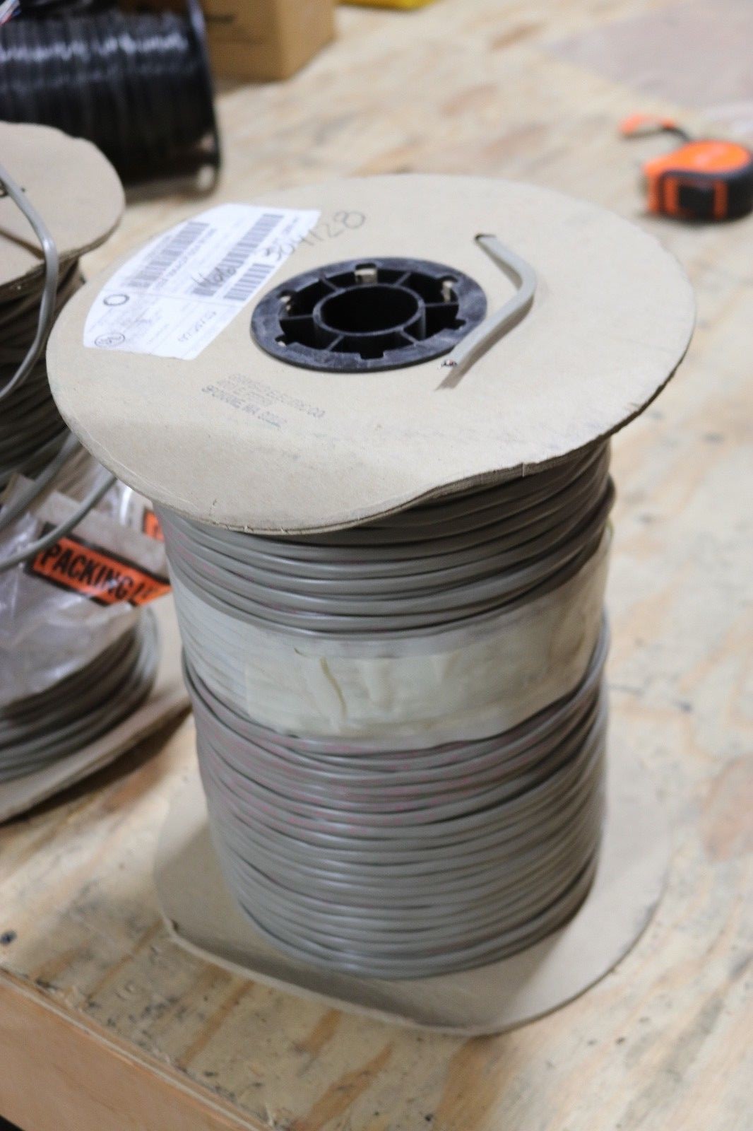 800FT 1024 006AGY 6/24 R1000 105035398 IC-PVC6P24GY NETWORK COMMUNICATION CABLE