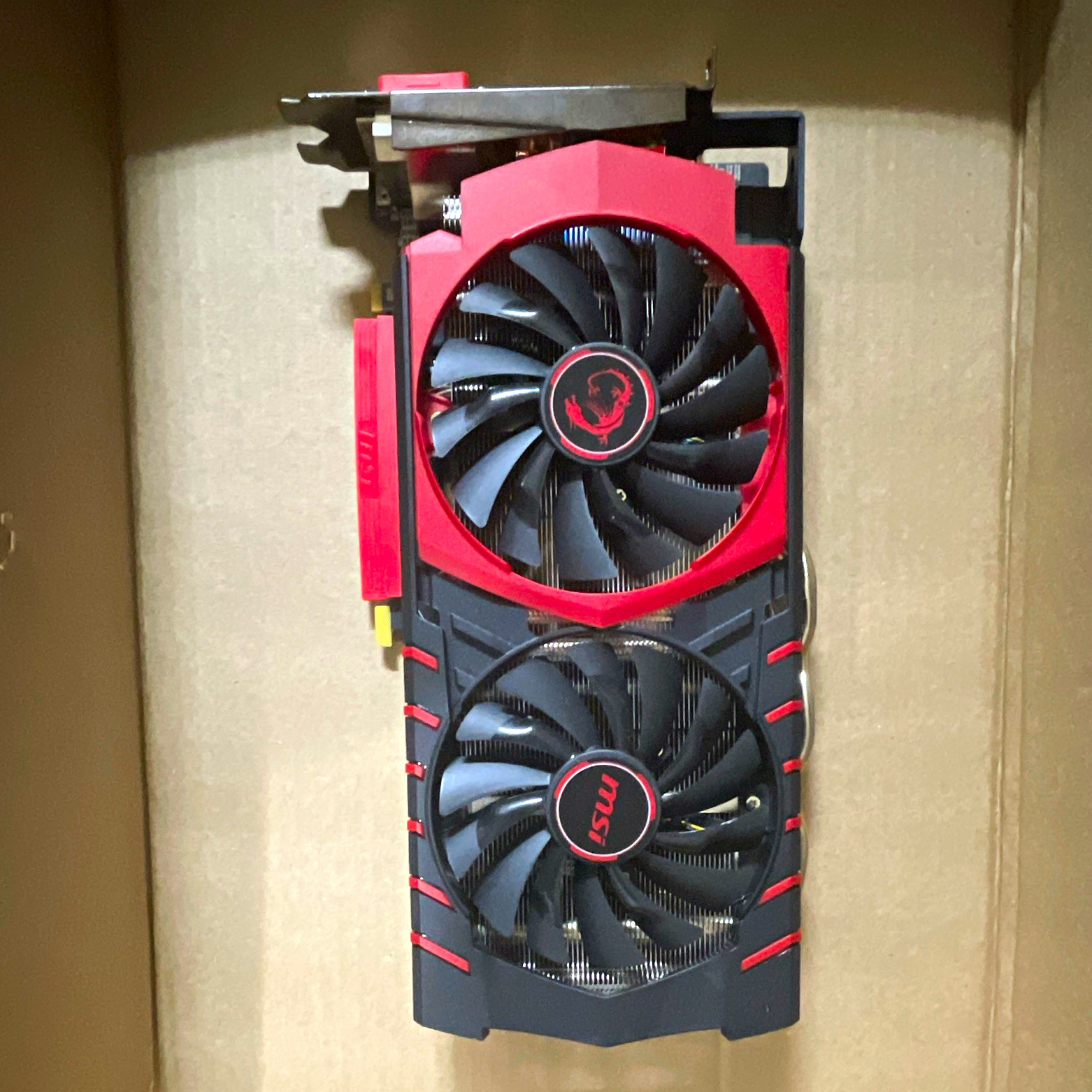 MSI R9 Graphics Card Dual Fan Heatsink PCIe x16 Multi-Monitor