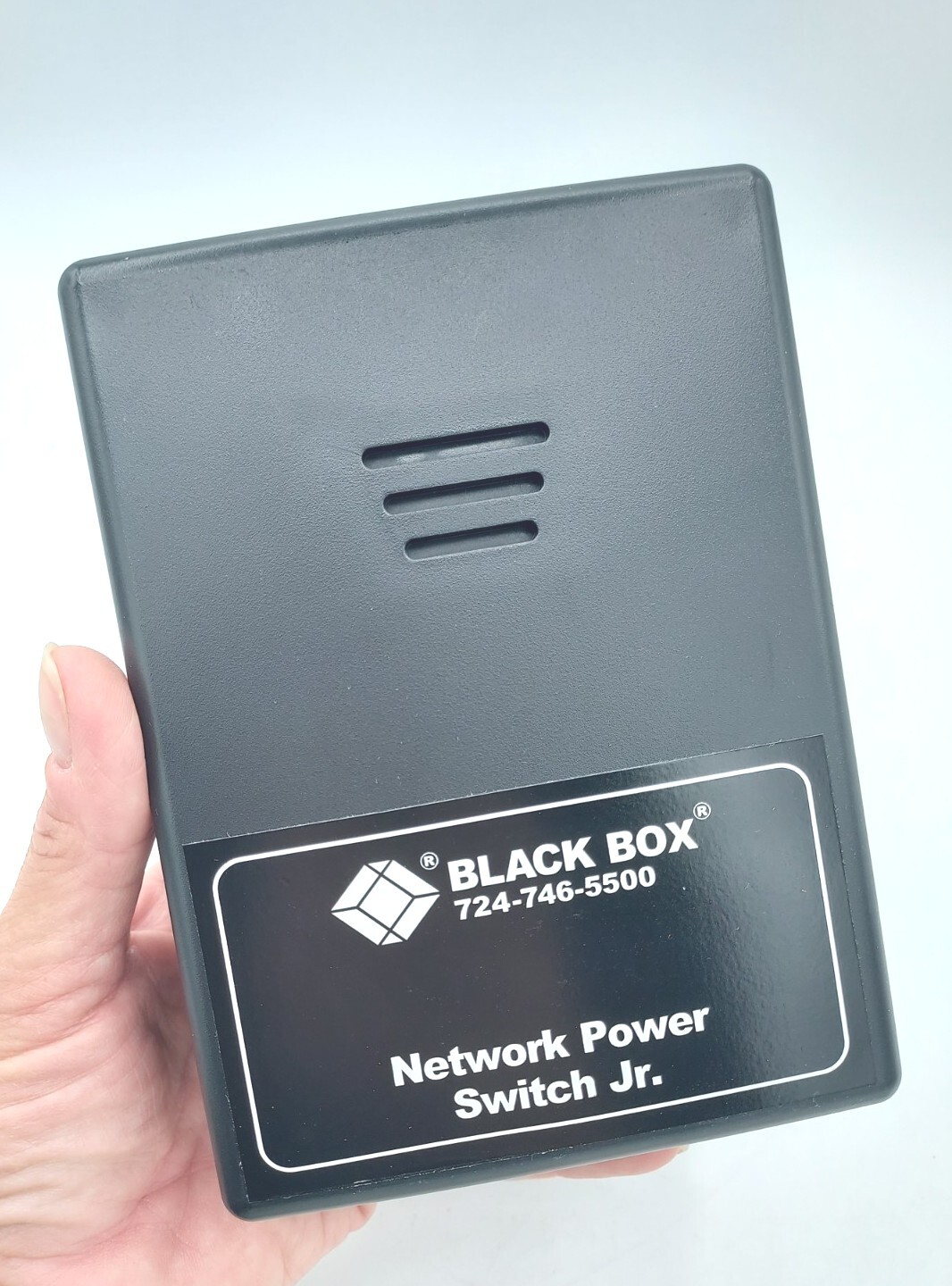 *New* Black Box SWI080A-R3 Network Power Switch Jr, 724-746-5500, SHIPS FREE