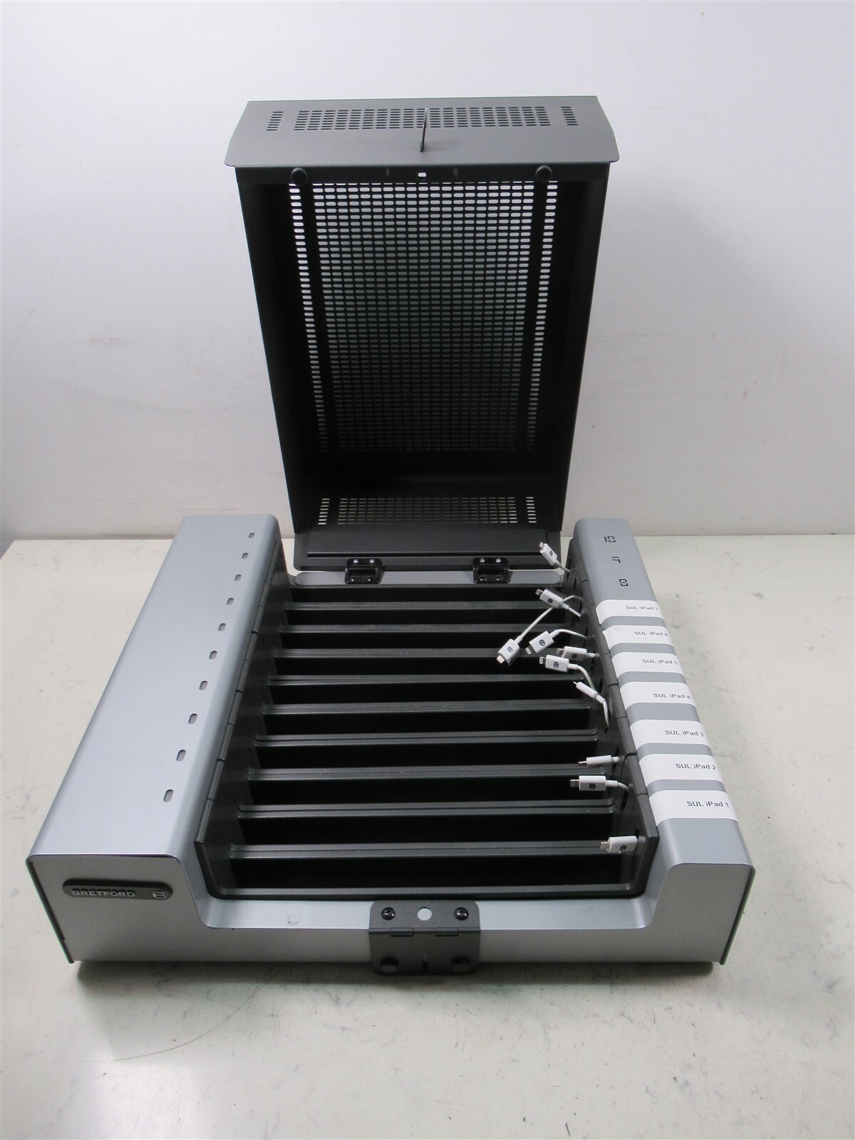 Bretford HB717LL/A PowerSync Tray for Apple iPad 10 Unit Capacity Charging Dock