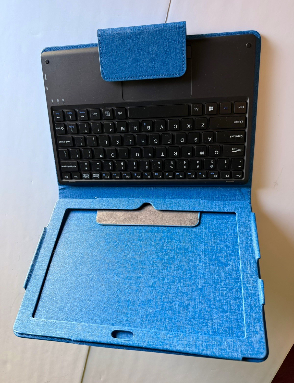 Universal Blue Faux Leather Keyboard Folio Case w/ Stand, Magnetic Closure