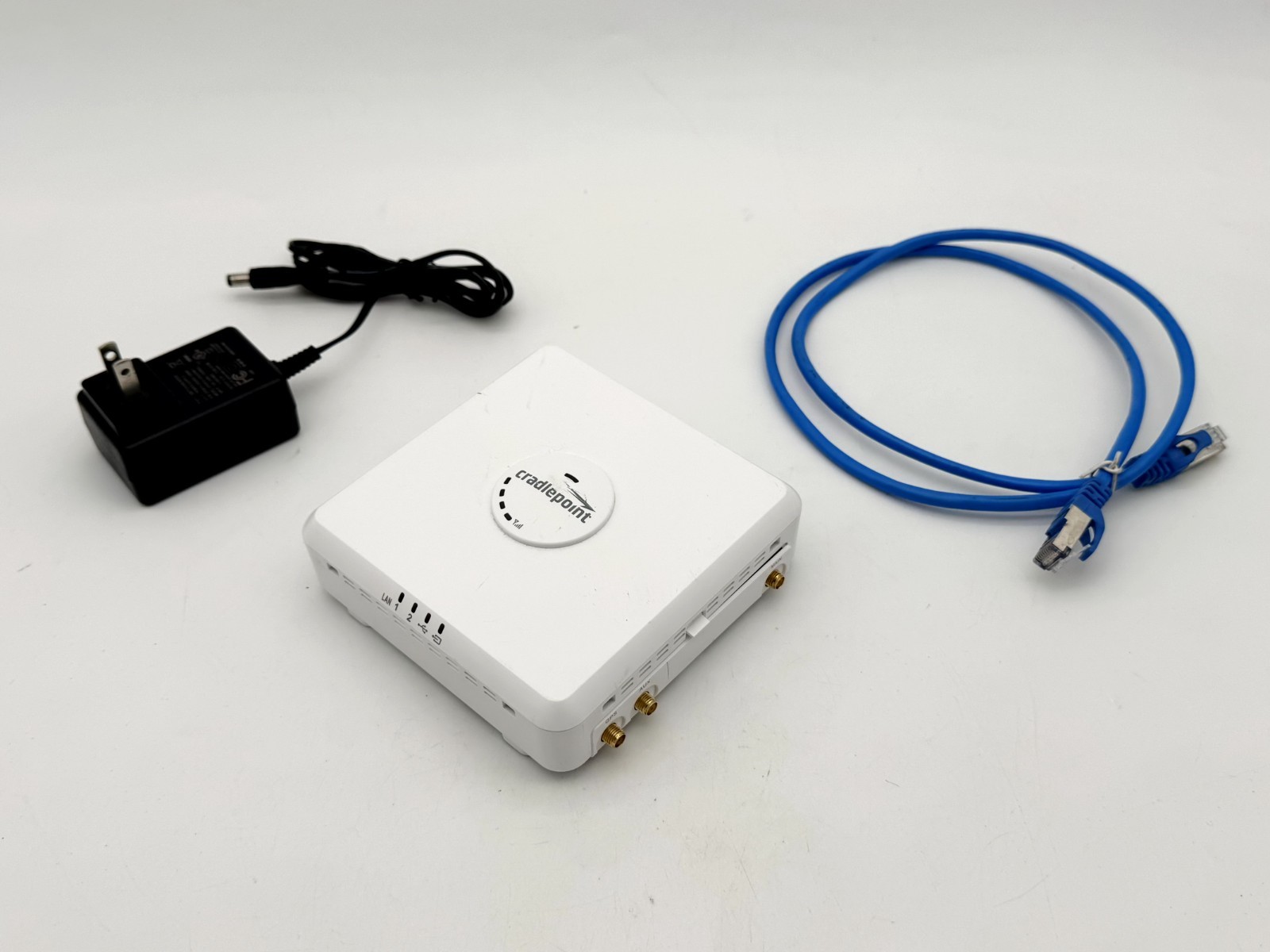 CRADLEPOINT CBA850 ARC 4G LTE CELLULAR MODEM NETWORK BROADBAND ADAPTER W CABLE