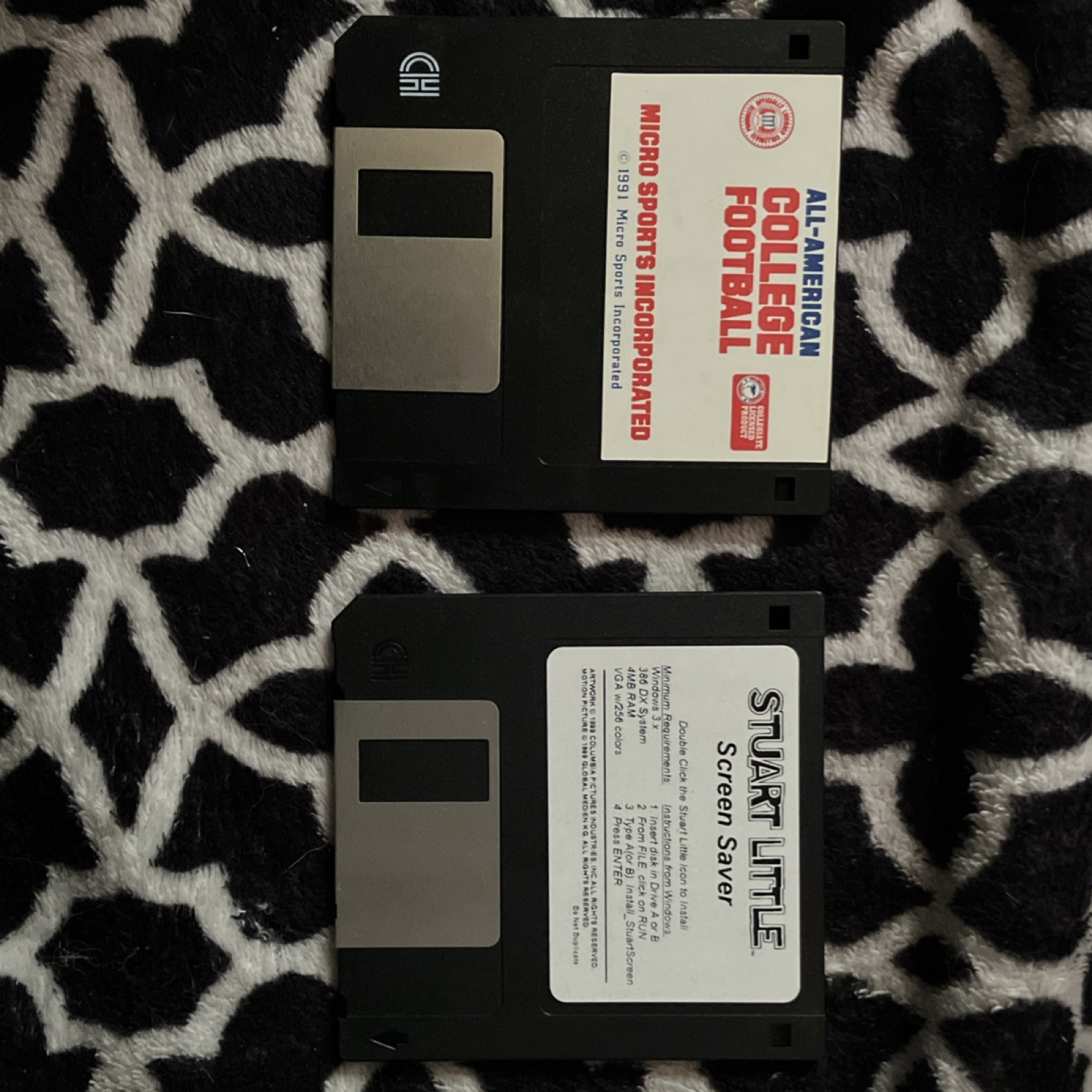 Vintage1991 MicroSports Inc Football Game 1999Stuart Little S.Saver Floppy Dics 