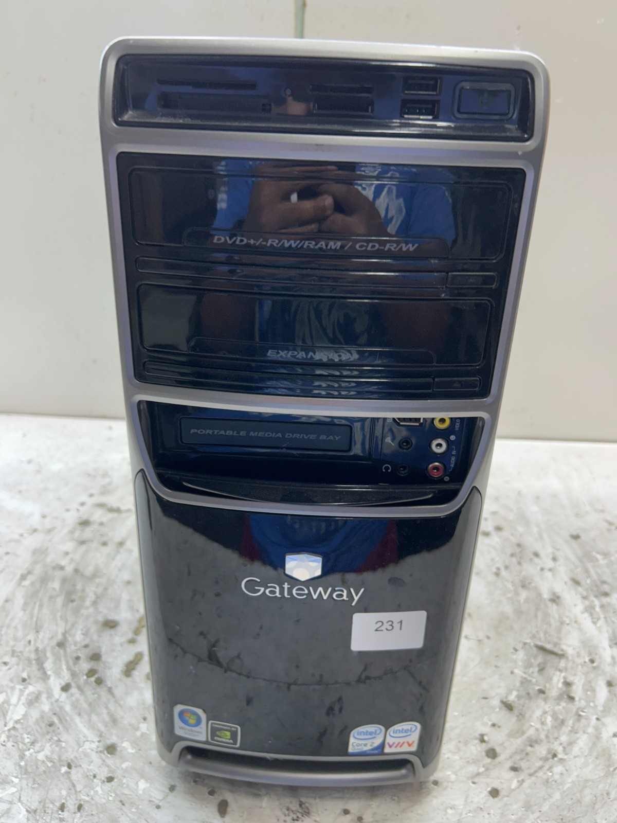 Gateway GM5478 Intel Core 2 Quad 2.40GHz 2GB NO HDD