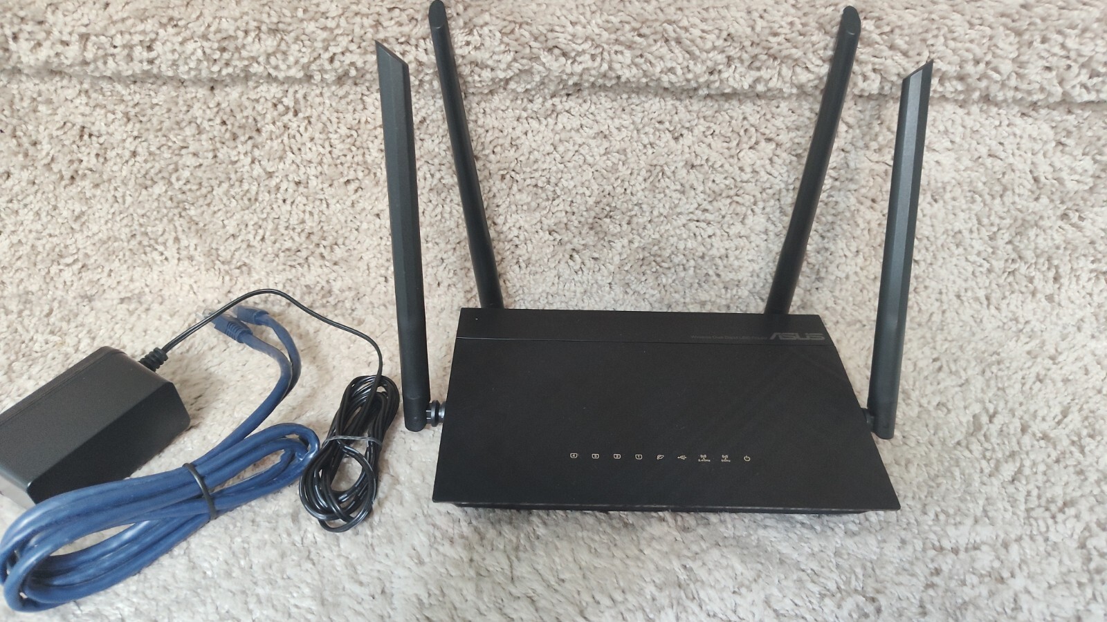 ASUS RT-AC1200 Dual-Band Wi-Fi Wireless USB Router ~ 4 Antennas ~ 