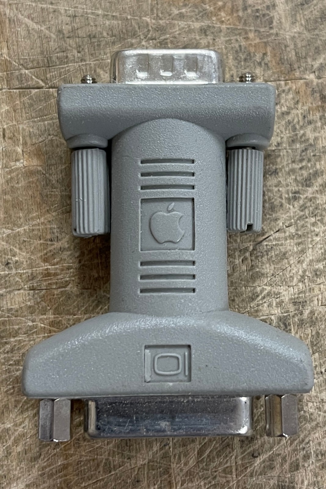 Apple DB15 Female to HD-15 SVGA Male Monitor Adapter GRAY P/N: 590-1120-A