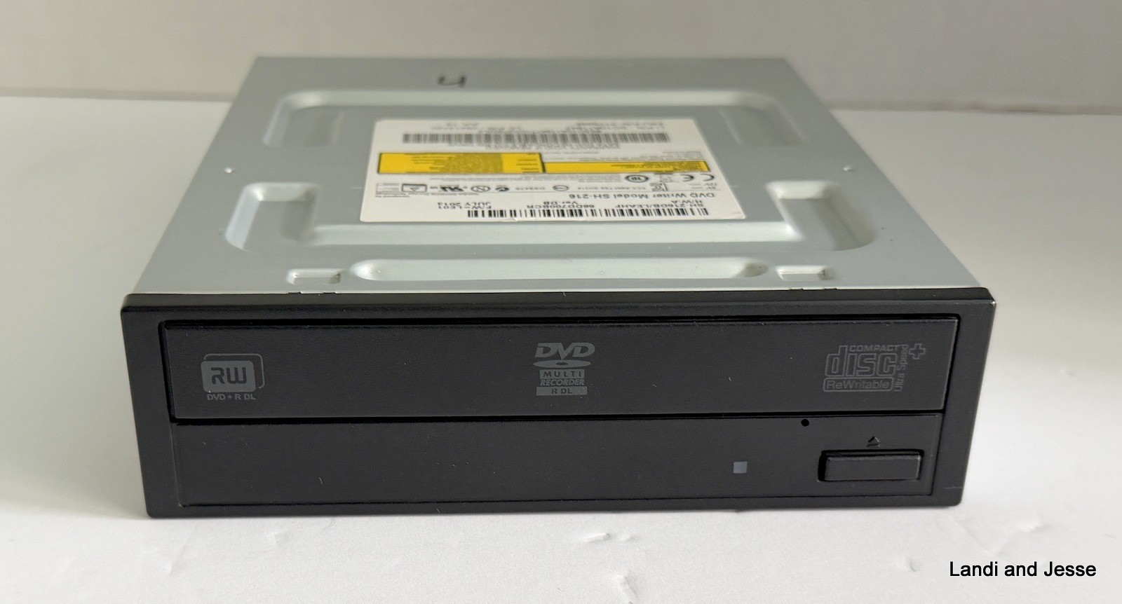 Toshiba & Samsung SATA DVD Writer Model SH-216