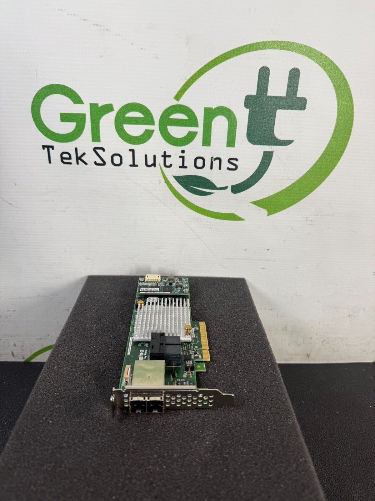 Adaptec ASR-8885Q 16-Port (8i/8e) 12Gb/s PCIe 3.0 x8 RAID Controller w/ AFM-700