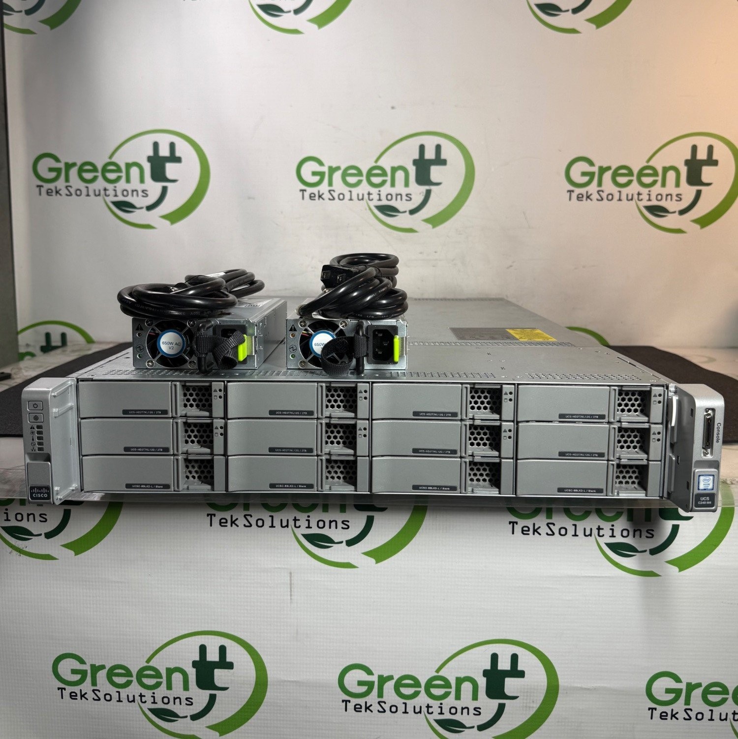 Cisco UCS C240 M4L 12-Bay LFF E5-2620 v3 2.4GHz 16GB 2x650W No HDD