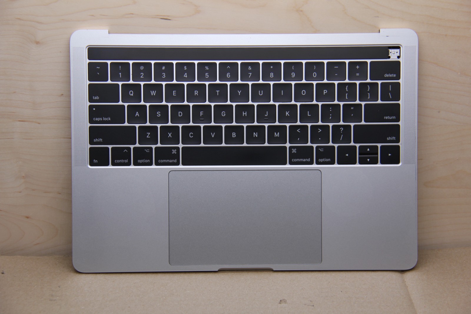 GRADE B OEM Top Case Palmrest Keyboard MacBook Pro 13 2016 2017 A1706 - Silver