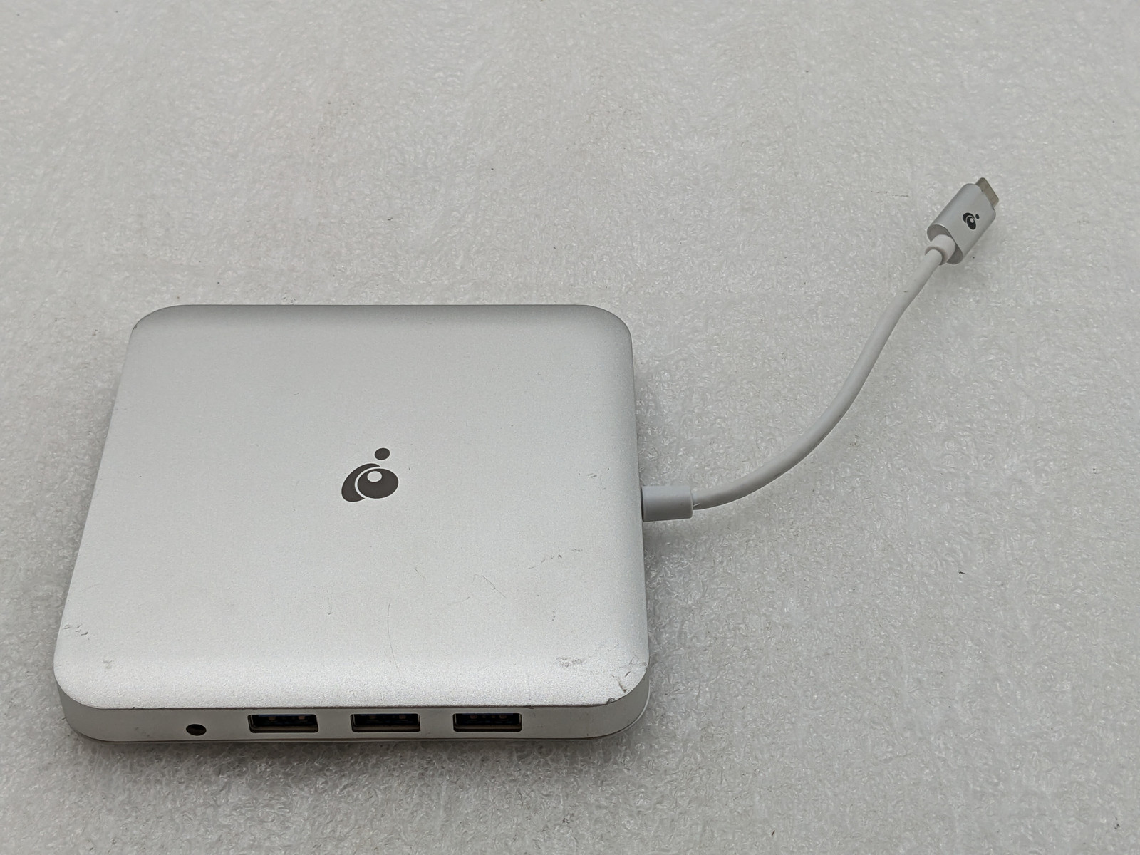 IOGEAR GUD3C03 Compact USB-C Docking Station w/ Power Delivery Pass-Thru